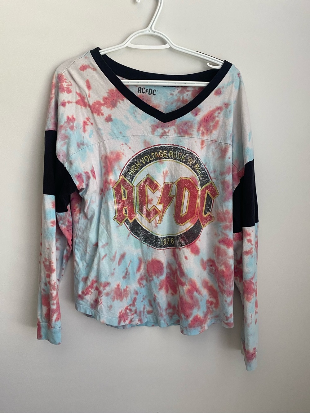AC/DC Pink & Light Blue Tie-Dye V-Neck Tee with Black Trim